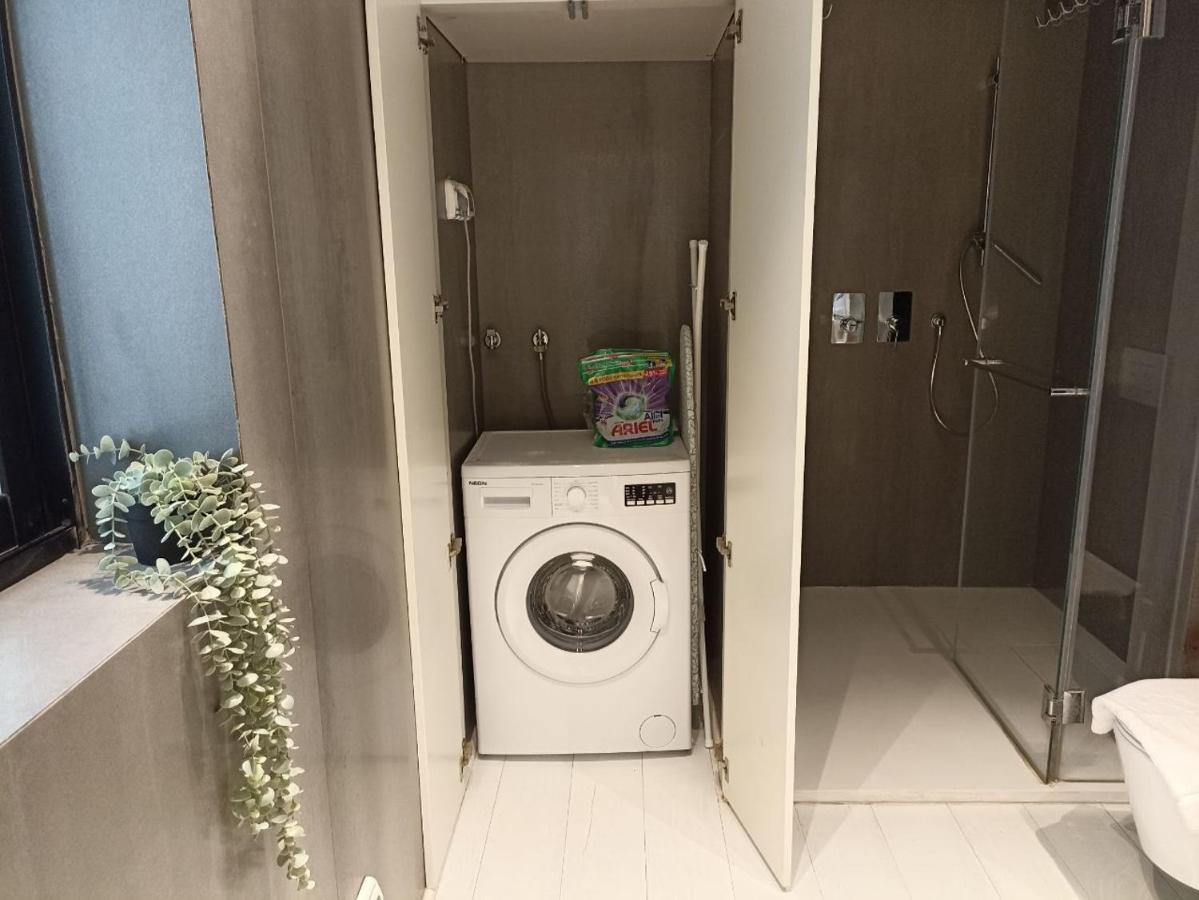 バト・ヤムYalarent Sea-Breeze Penthouse With Jacuzziアパートメント エクステリア 写真