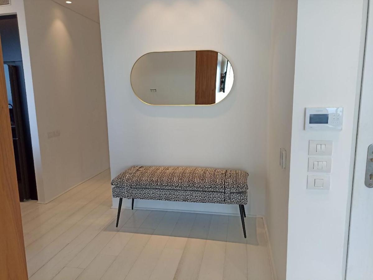 バト・ヤムYalarent Sea-Breeze Penthouse With Jacuzziアパートメント エクステリア 写真