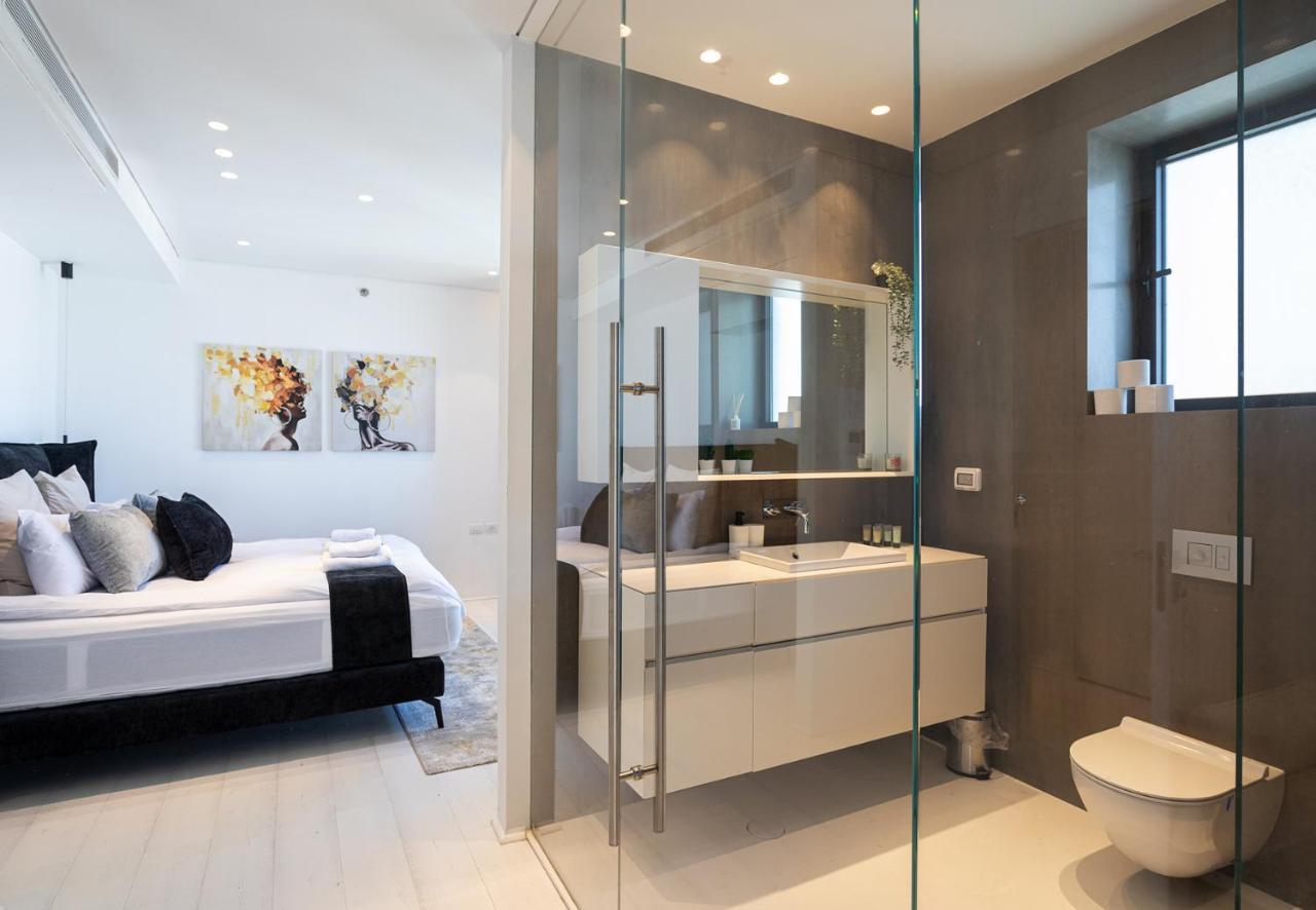 バト・ヤムYalarent Sea-Breeze Penthouse With Jacuzziアパートメント エクステリア 写真