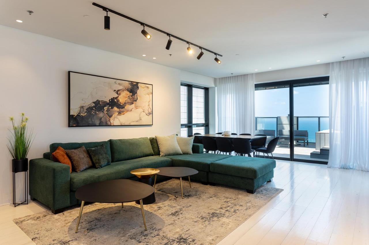 バト・ヤムYalarent Sea-Breeze Penthouse With Jacuzziアパートメント エクステリア 写真