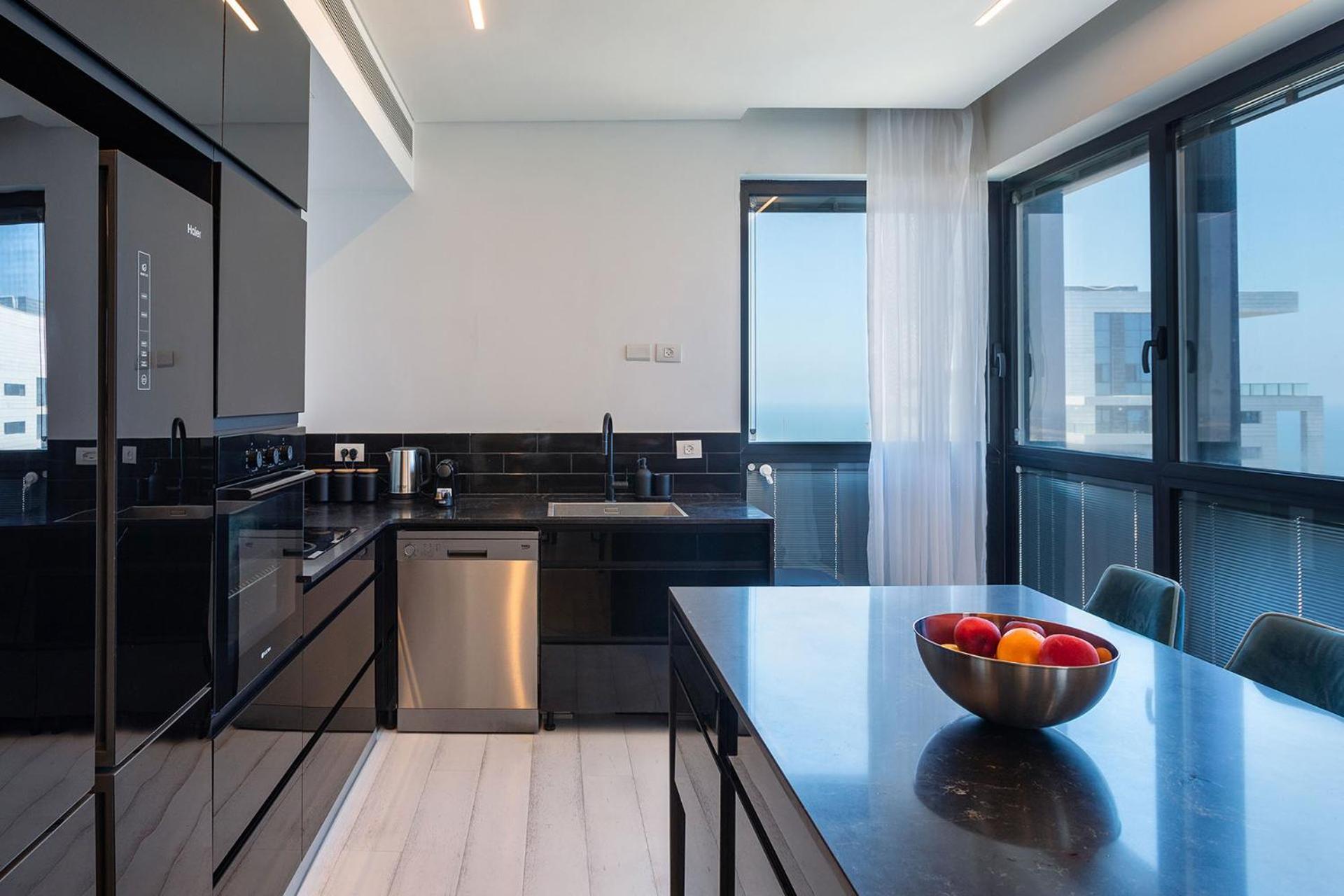 バト・ヤムYalarent Sea-Breeze Penthouse With Jacuzziアパートメント エクステリア 写真
